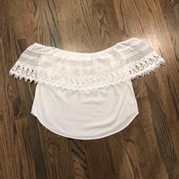 Socialite Tops - Socialite crochet off the shoulder top